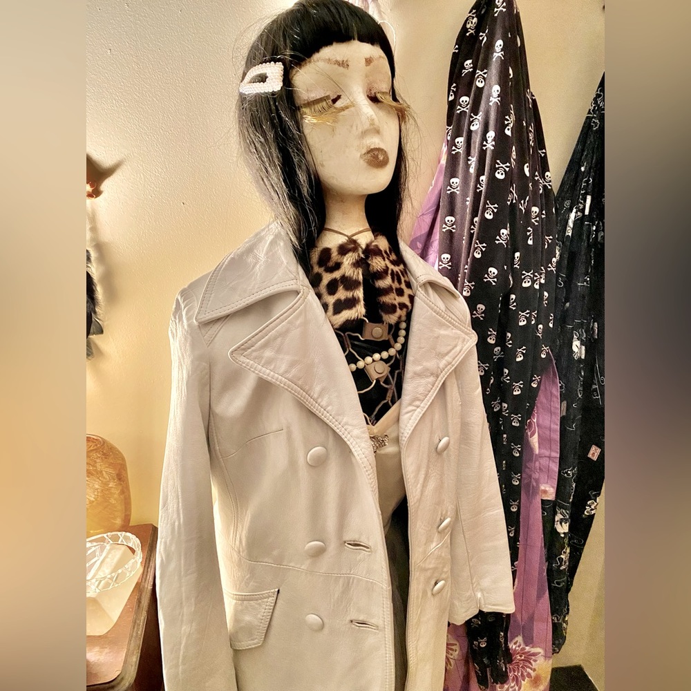 RARE VINTAGE White Leather 1960/70s Double Breasted Jacket! 🪩🎸🛼